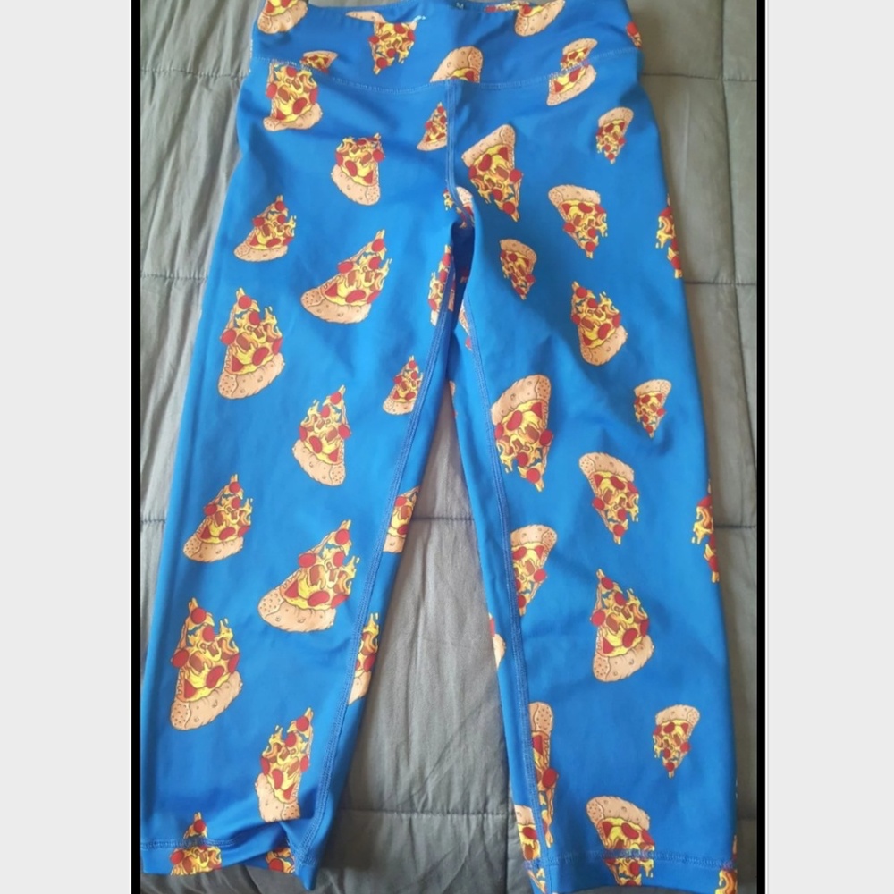 Feed me fight me pizza leggings